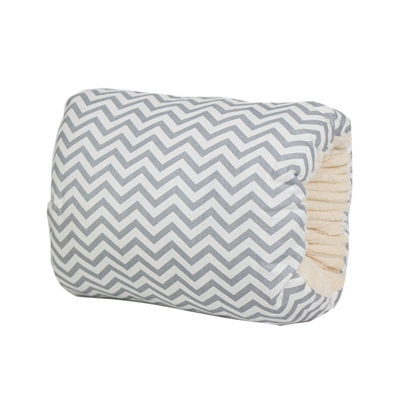 Adjustable cotton pillow for feeding your baby. Nursing pillow