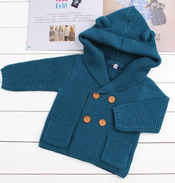 Chaqueta de Punto con Capucha para Bebés y botones de madera