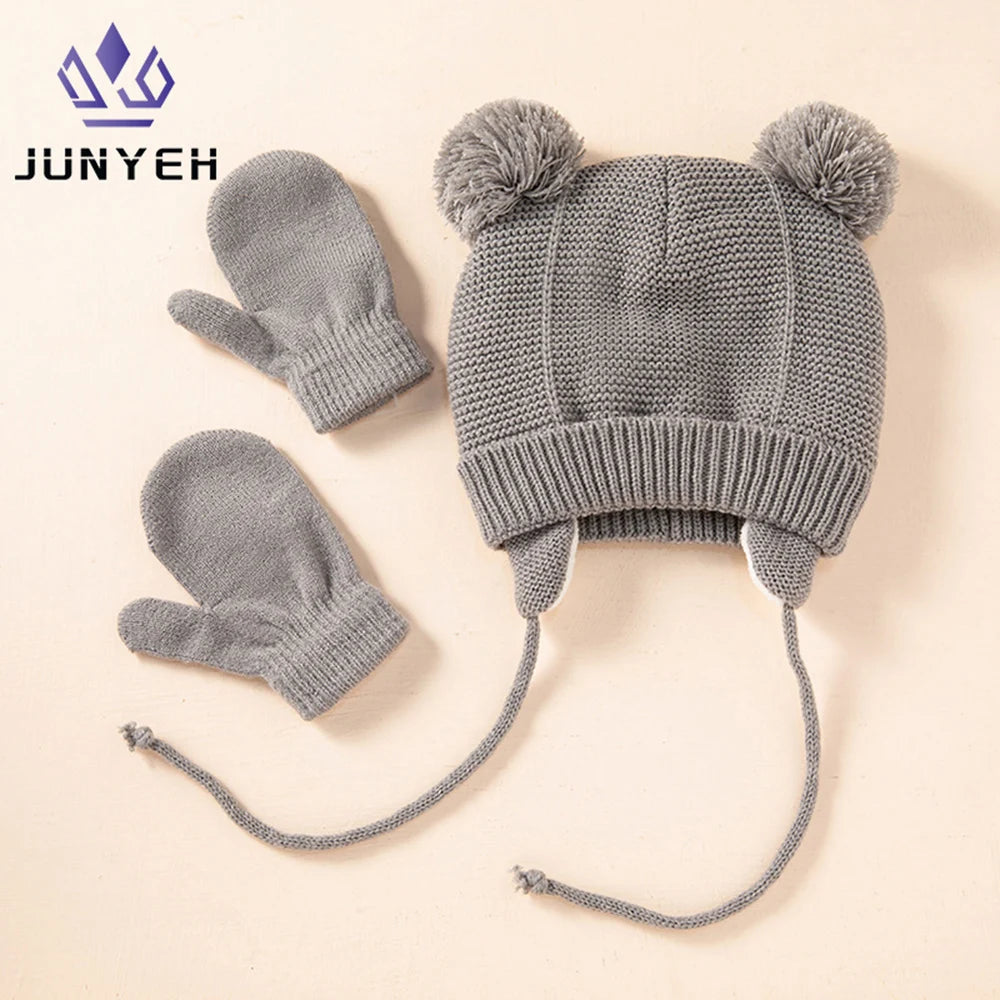 Pompom hat and mittens set 1-4 years